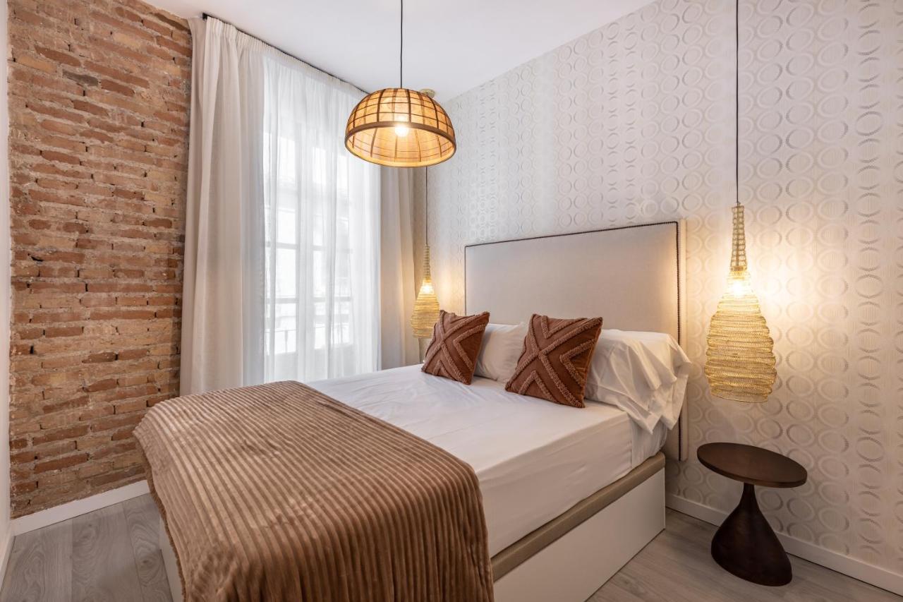 Apartamentos Albaicin Centro Suites 3000 غرناطة المظهر الخارجي الصورة