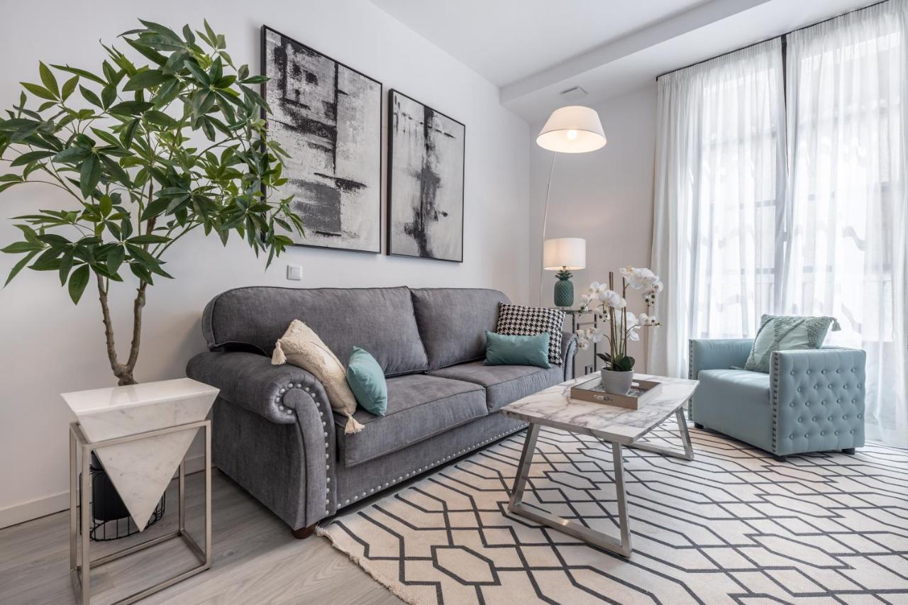 Apartamentos Albaicin Centro Suites 3000 غرناطة المظهر الخارجي الصورة